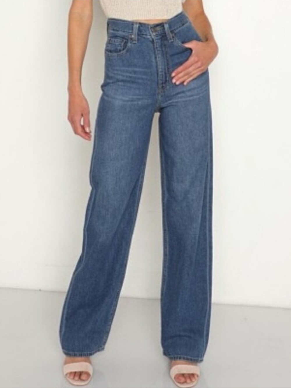 Levi's High Waisted Straight Summer Jeans 26 X 29 Medium Blue